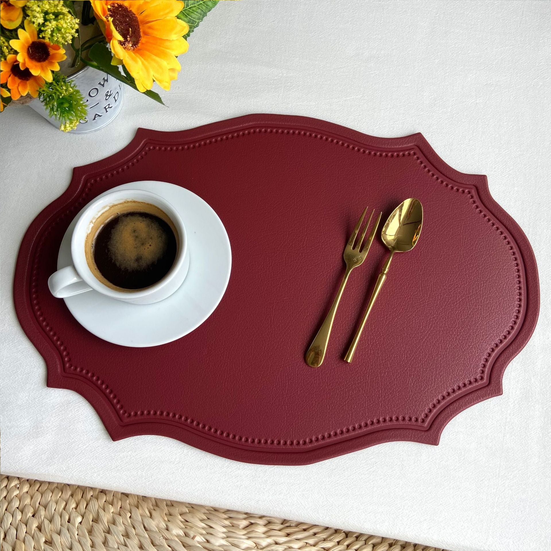 Wholesale Christmas Leather Retro Faux Leather Waterproof and Oil Resistant Potholders